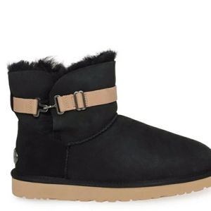 UGG ANKLE BOOTS Black Aurelyn Boot